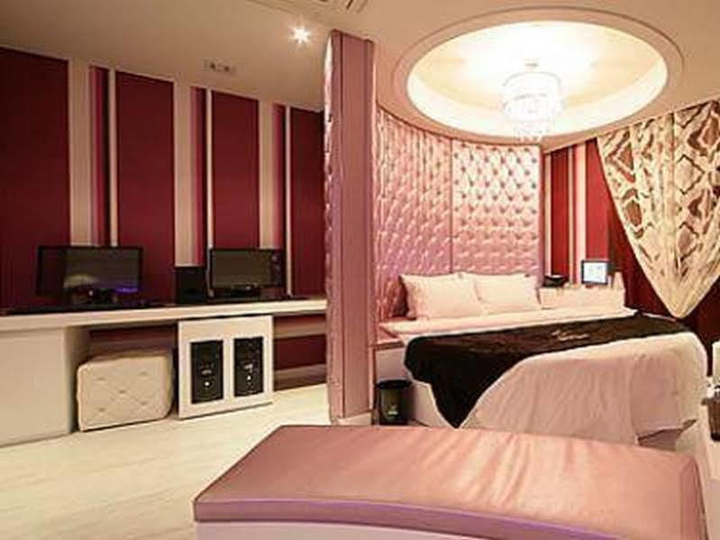 Ever Tourist Hotel Bucheon Exterior foto